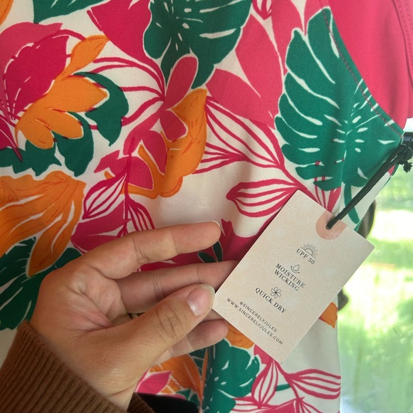 Sincerely Jules Golf & Tennis Floral Tank Top Shirt Size Small UPF 50 - Picture 2 of 5